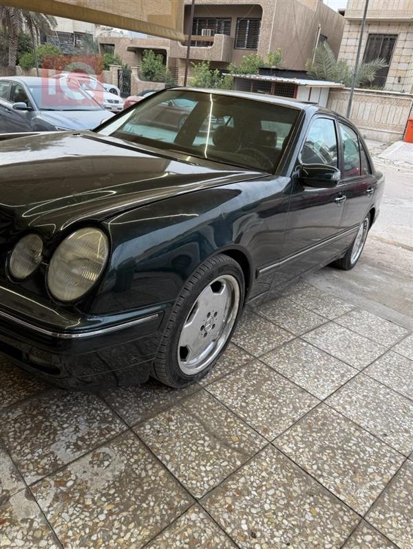 Mercedes-Benz E-Class 1996 for sale in Iraq - Baghdad